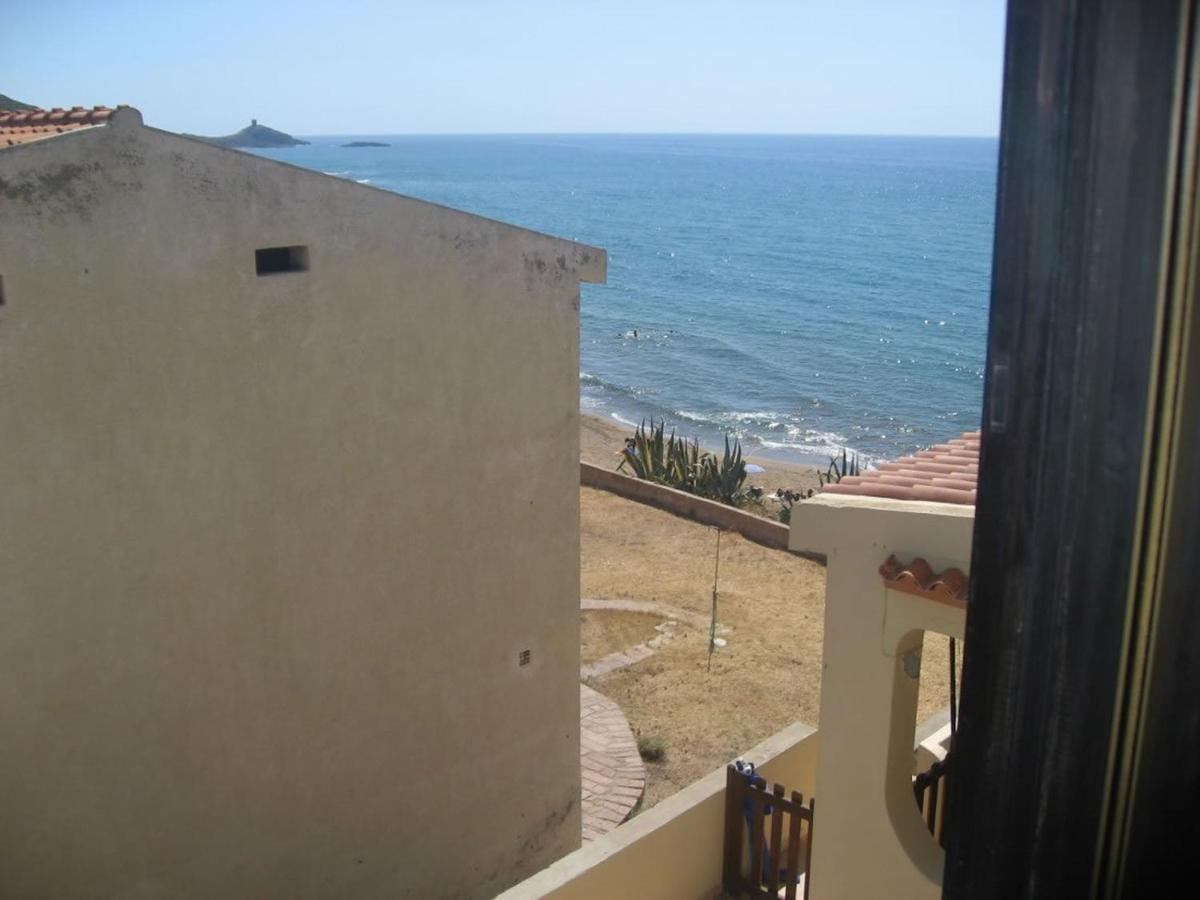 Nice Apartments In Waterfront Villa In Bosa Porto Alabe Tresnuraghes Eksteriør billede